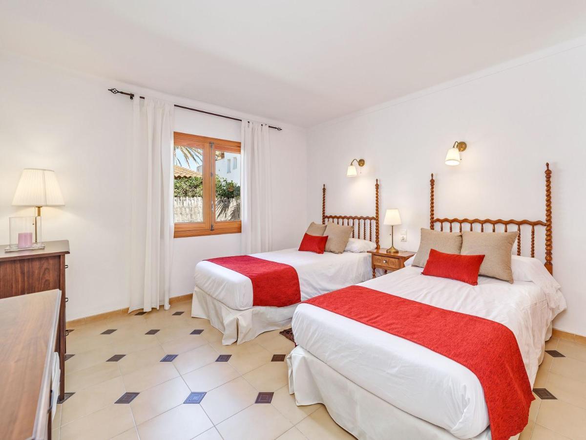 Villa Manresa Alcudia  Exteriör bild
